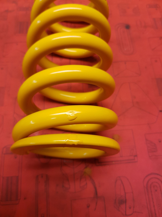 Öhlins monoshock spring 01096-26 for S46 with paint failure