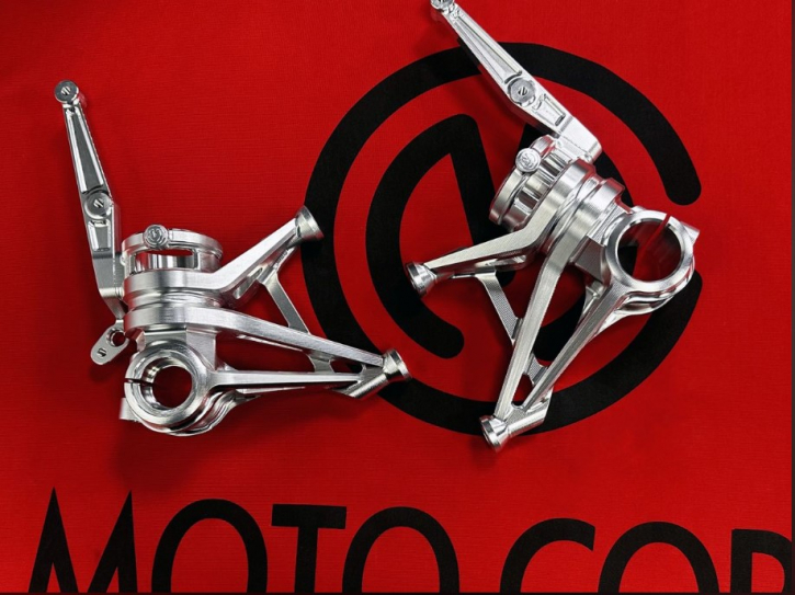 Moto Corse SBK Style radiale Gabelfüße 108 mm für Multistrada V4