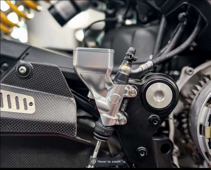 Moto Corse Reservoir für Brembo Bremspumpe hinten Diavel V4 2023-
