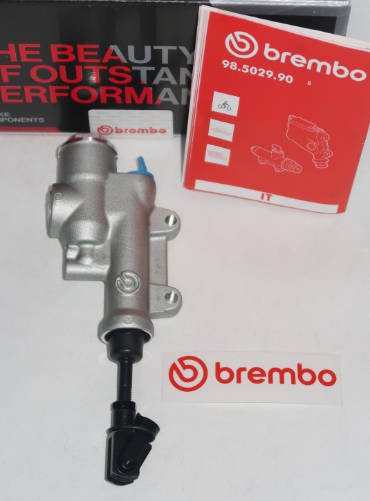 Brembo Fußbremspumpe PS 13 druck mit Druckstange silber