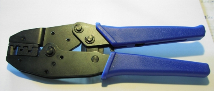 crimping tool for non isolated contacts