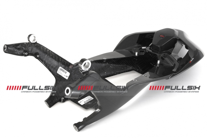 Carbonfibre seflsupporting tail section Ducati Pangiale V4/ R