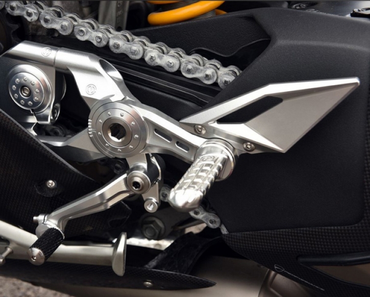 Moto Corse® adjustable rear set for Panigale V4 all