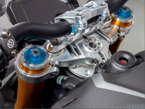 MotoCorse Aluminum upper steering riser - Streetfighter V4 - V2