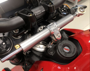 Moto Corse® Ohlins steering damper kit Streetfighter V4