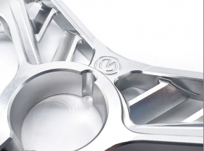 Billet Aluminium steering top triple yoke Panigale V2 52mm. racing forks