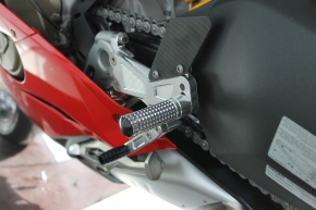 MG Biketec rearset for Ducati Panigale V4 / S