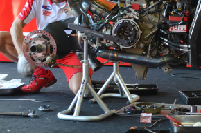 Pierobon Mittelständer Ducati 1199/1299/V4 SBK